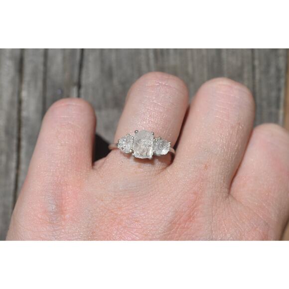 alternative raw diamond engagement rings, raw crystal size 4 5 6 7 8 8 9 10 11 - Picture 2 of 5